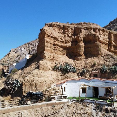 Creatively Designed Cavehouse With Jacuzzi Villa Gorafe Exteriör bild