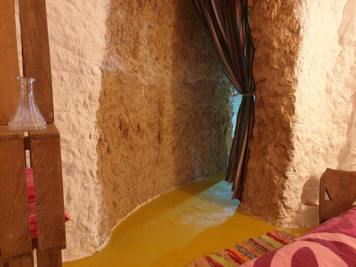 Creatively Designed Cavehouse With Jacuzzi Villa Gorafe Exteriör bild