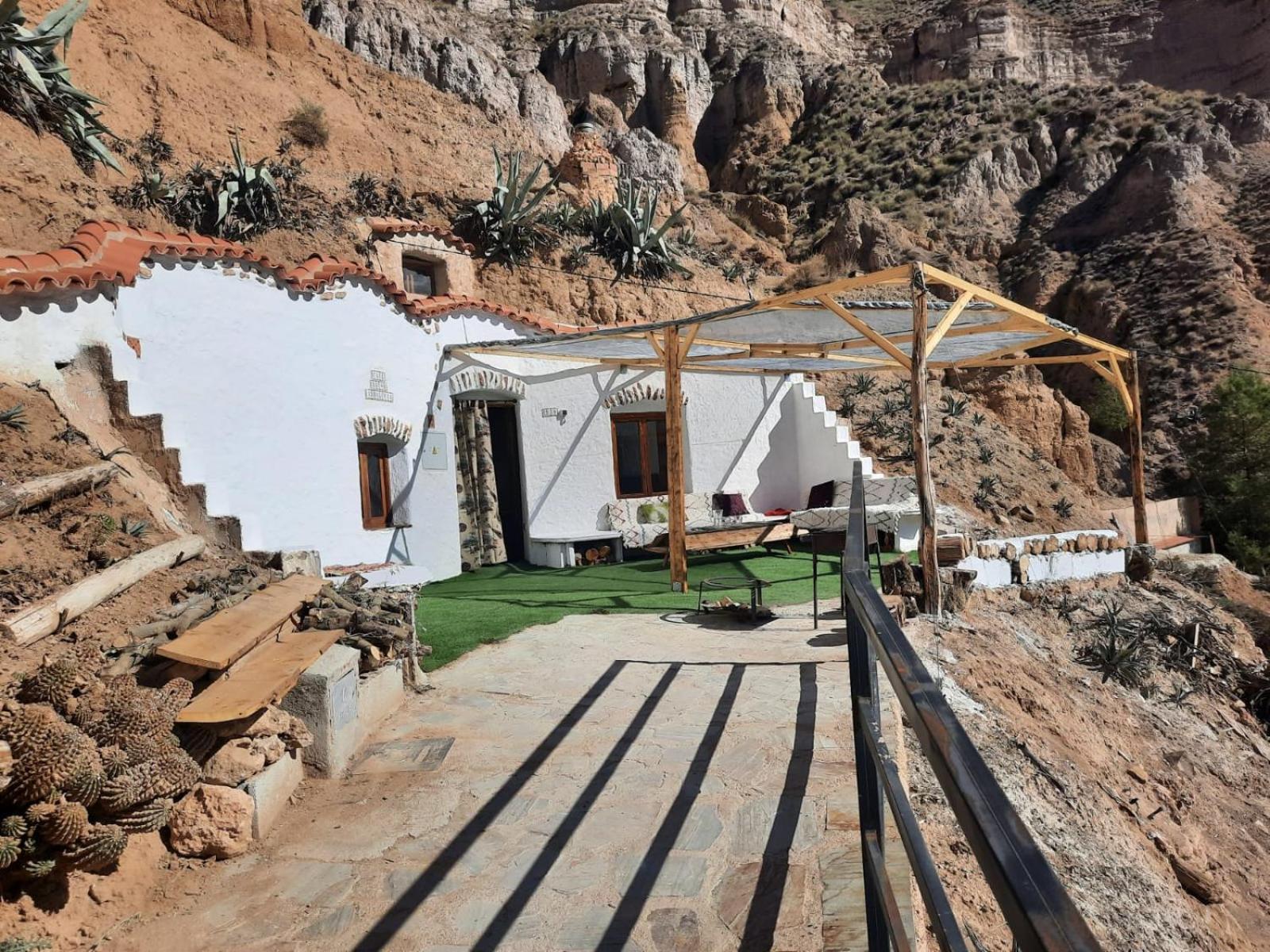 Creatively Designed Cavehouse With Jacuzzi Villa Gorafe Exteriör bild