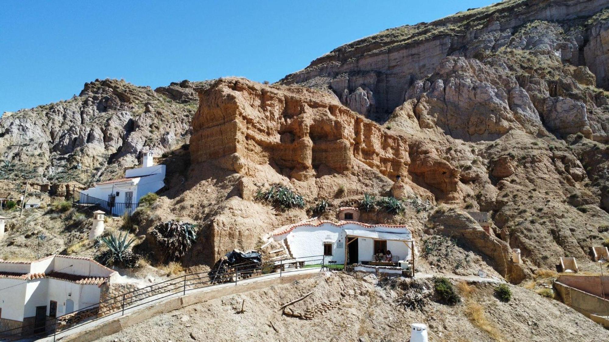 Creatively Designed Cavehouse With Jacuzzi Villa Gorafe Exteriör bild