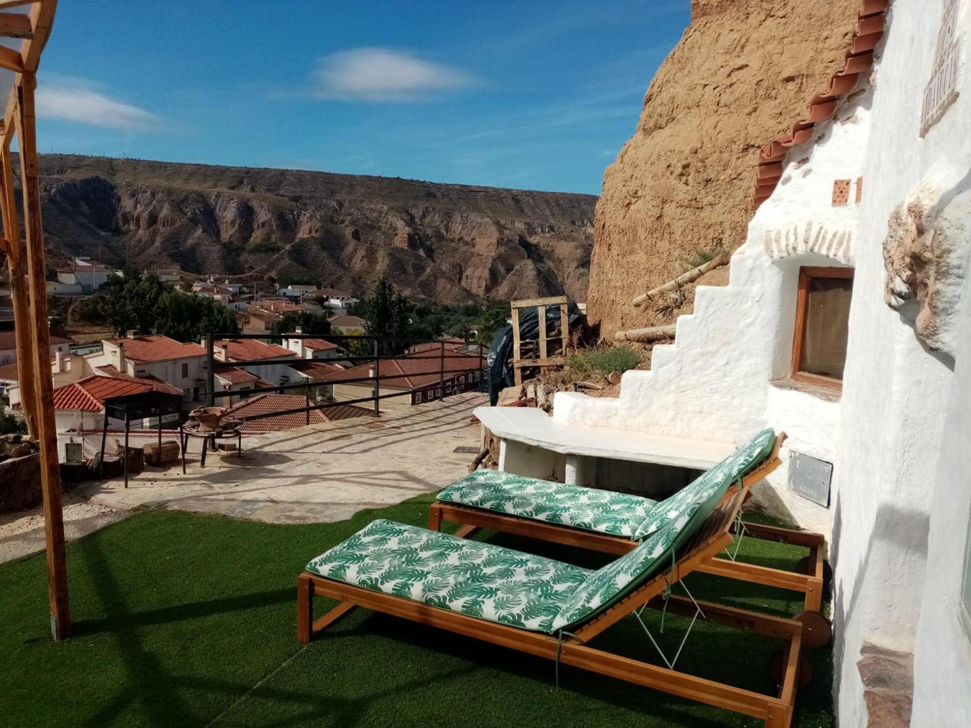 Creatively Designed Cavehouse With Jacuzzi Villa Gorafe Exteriör bild